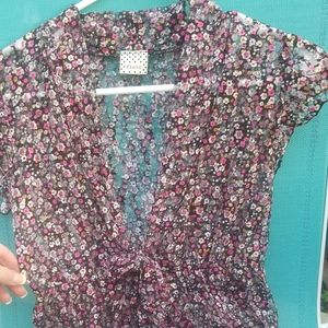 Flair lace flower blouce